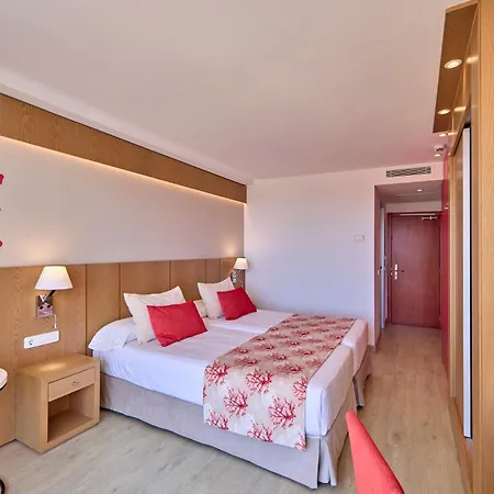 Universal Perla Hotel