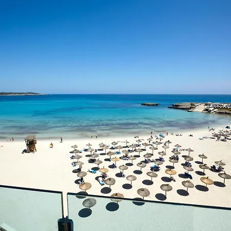 Universal Perla Hotel