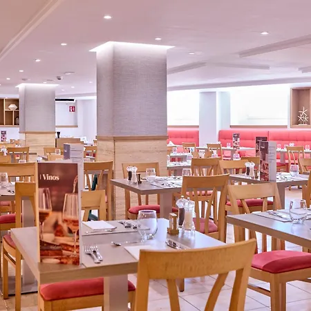 Universal Perla Hotel 4*