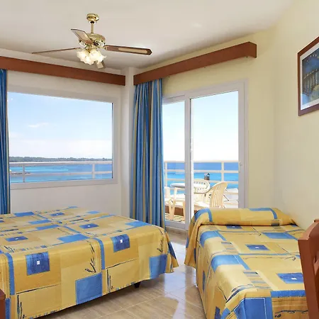 Universal Perla Hotel