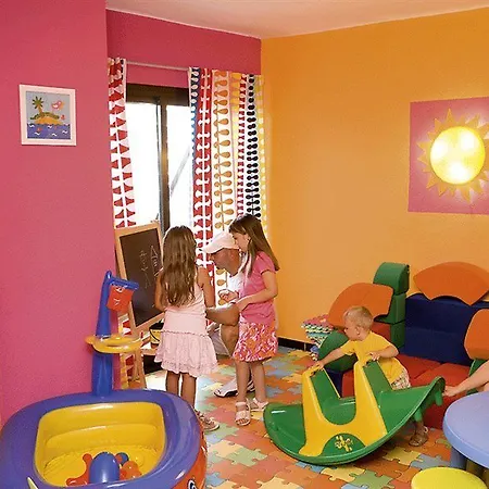 Universal Perla Hotel 4*
